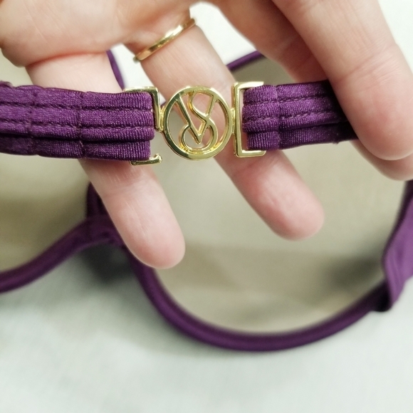 Victoria’s Secret bikini top 34D purple twist look halter tie neck hook back EUC - Picture 5 of 6